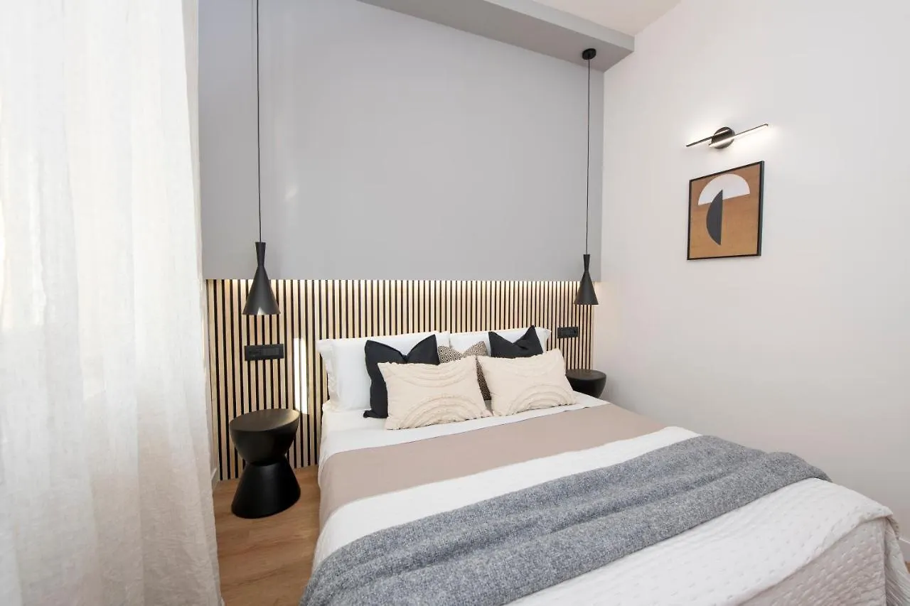 Apartment Ma & Ma Luxury Apartment: Beachfront Retreat with Private Parking Sestri Levante